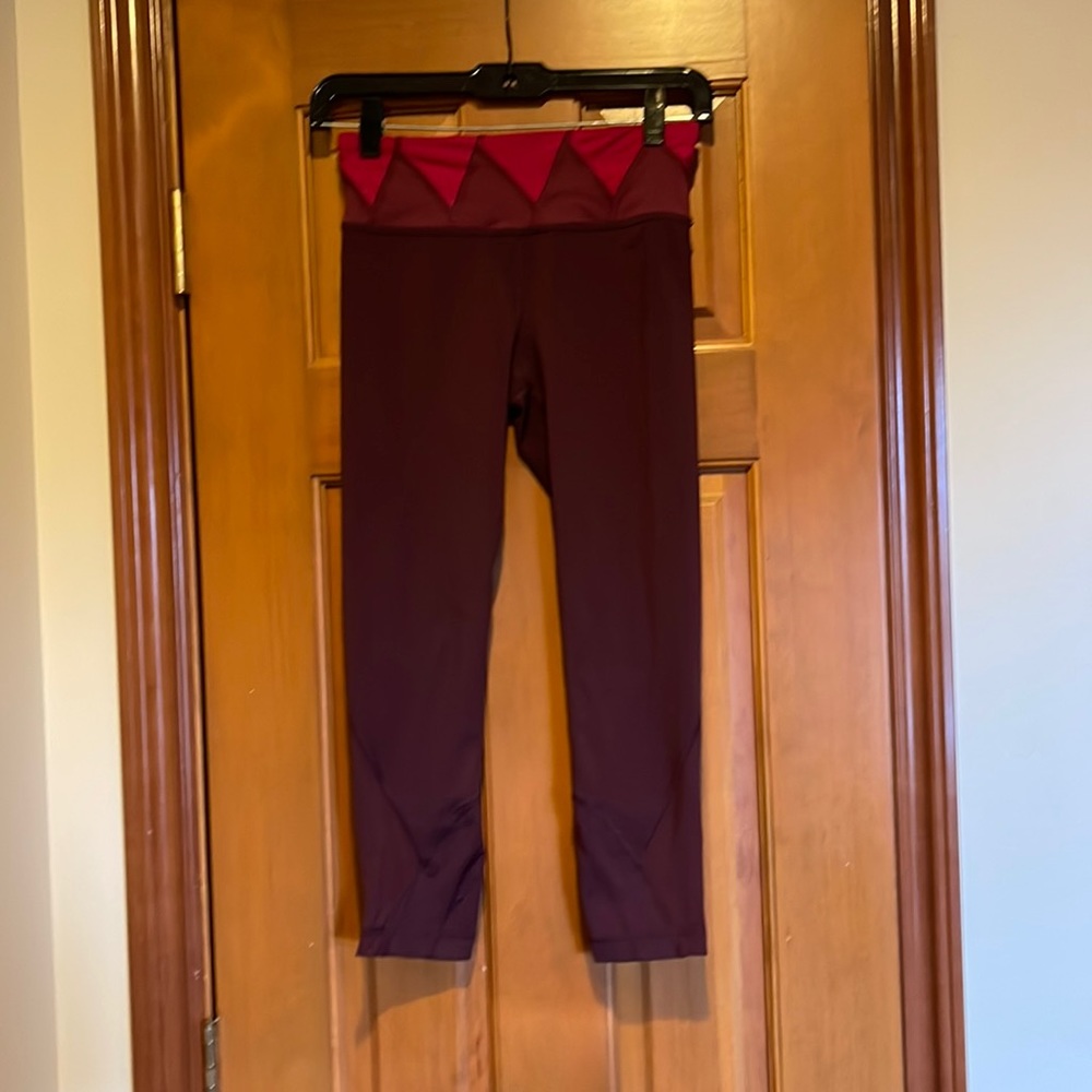 Lululemon 3/4 length tights